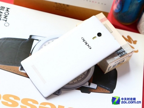 ǿ OPPO Find 73300 